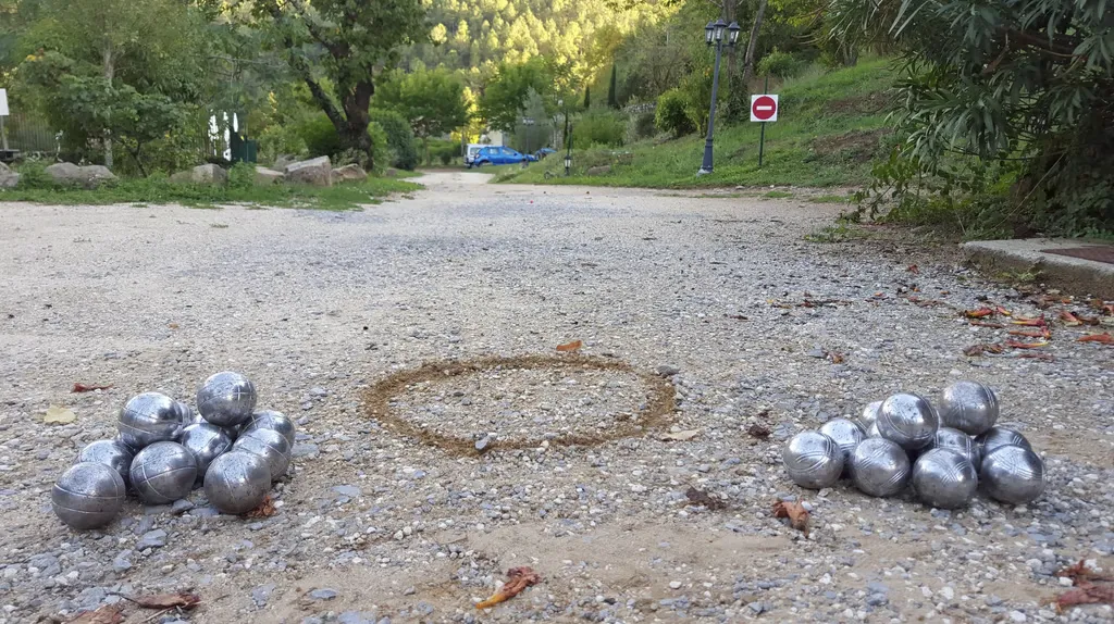 Partie de pétanque