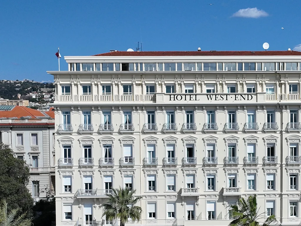 Façade de l'hötel West End à Nice